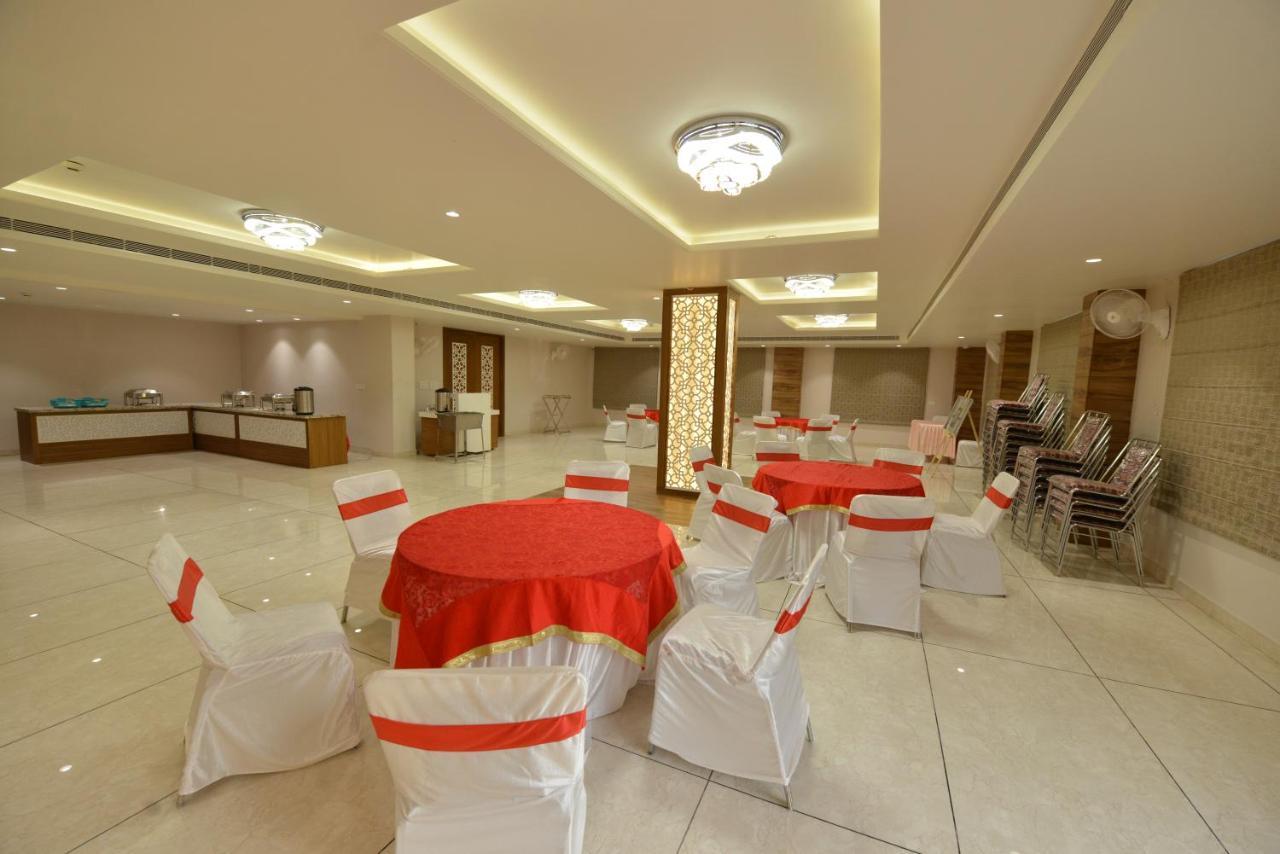 Hotel Rr 62-Jaipur City Centre Hotel Экстерьер фото